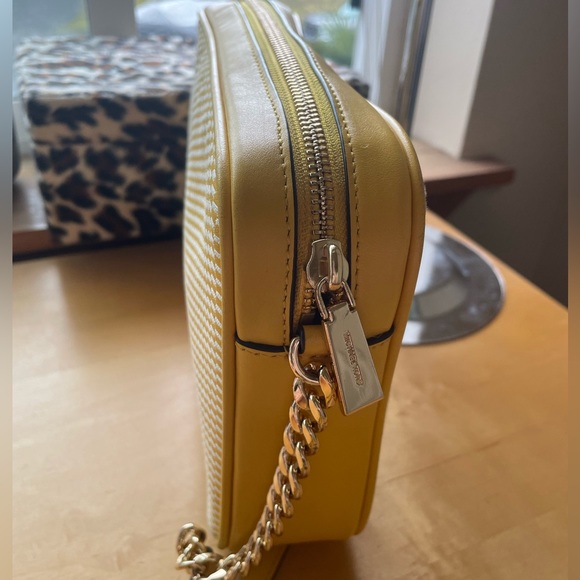 Michael Kors Crossbody in Yellow and White - Picture 8 of 17